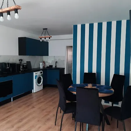 Nadmorski Bursztyn - Blekitna Ровы