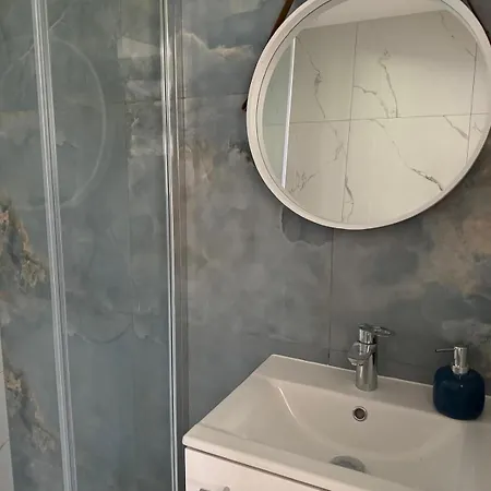 Nadmorski Bursztyn - Blekitna Апартаменты Ровы